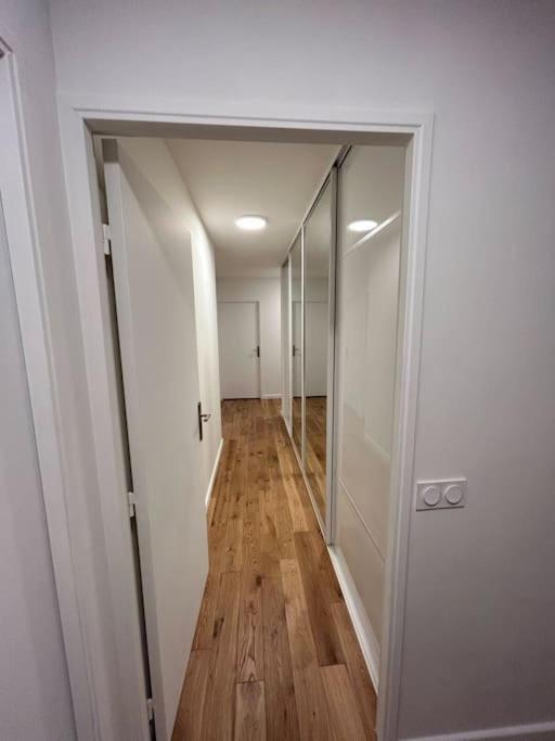 Splendid 92M2 Renovated, 4 Rooms Шарантон-ле-Пон Экстерьер фото